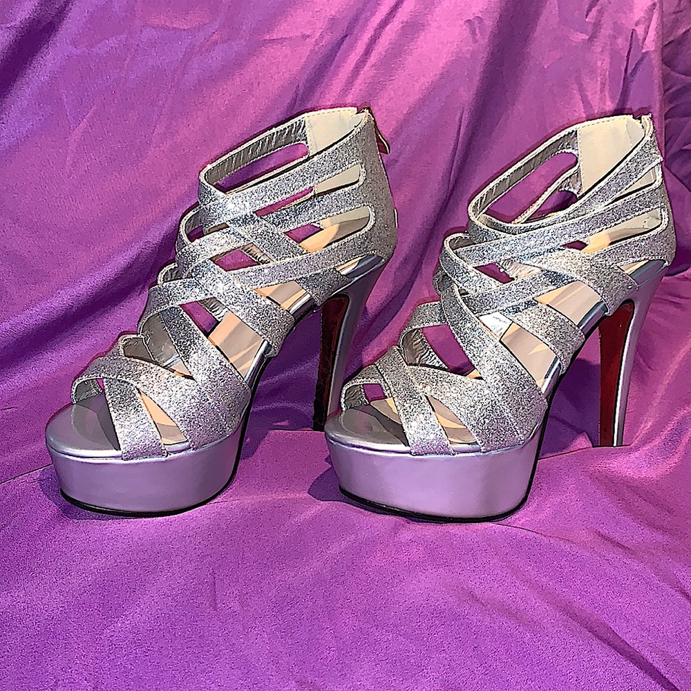 New Size 6.5 heels, block platform